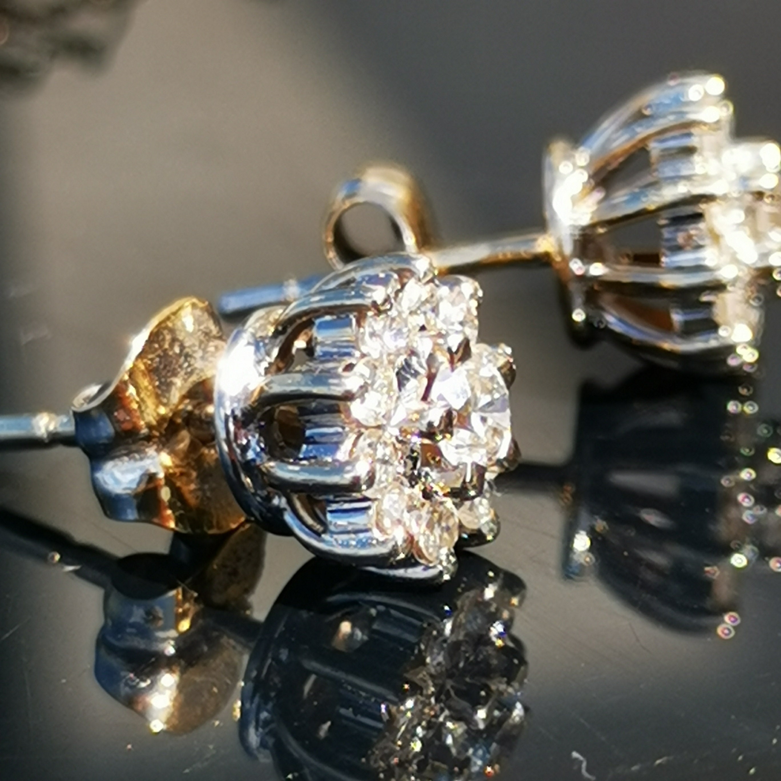 Antique Vintage 18k Solid White Gold 0.56 Ct. Diamond Floral Antique Vintage 18k Solid White Gold 0.56 Ct. Diamond Floral