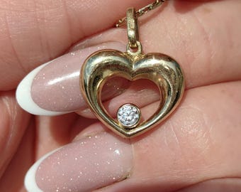 14k Solid Punziert Gelbgold Herz Liebe Charm Anhänger Kubikzirkonia Vintage Halskette Elegantes Zierliches Geschenk für Sie