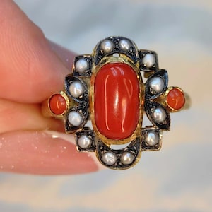 Mediterranean Round Red Coral and Pearl 18k Hallmarked Yellow Gold Art Deco 1940s Ring, Large 6.3 gr heavy Statement Ring