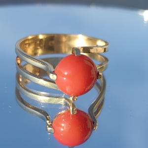 Coral Gold Mediterranean Round Red Coral Hallmarked 585 14k Yellow Gold 1960s Antique Vintage Statement Ring Unisex Gift for her