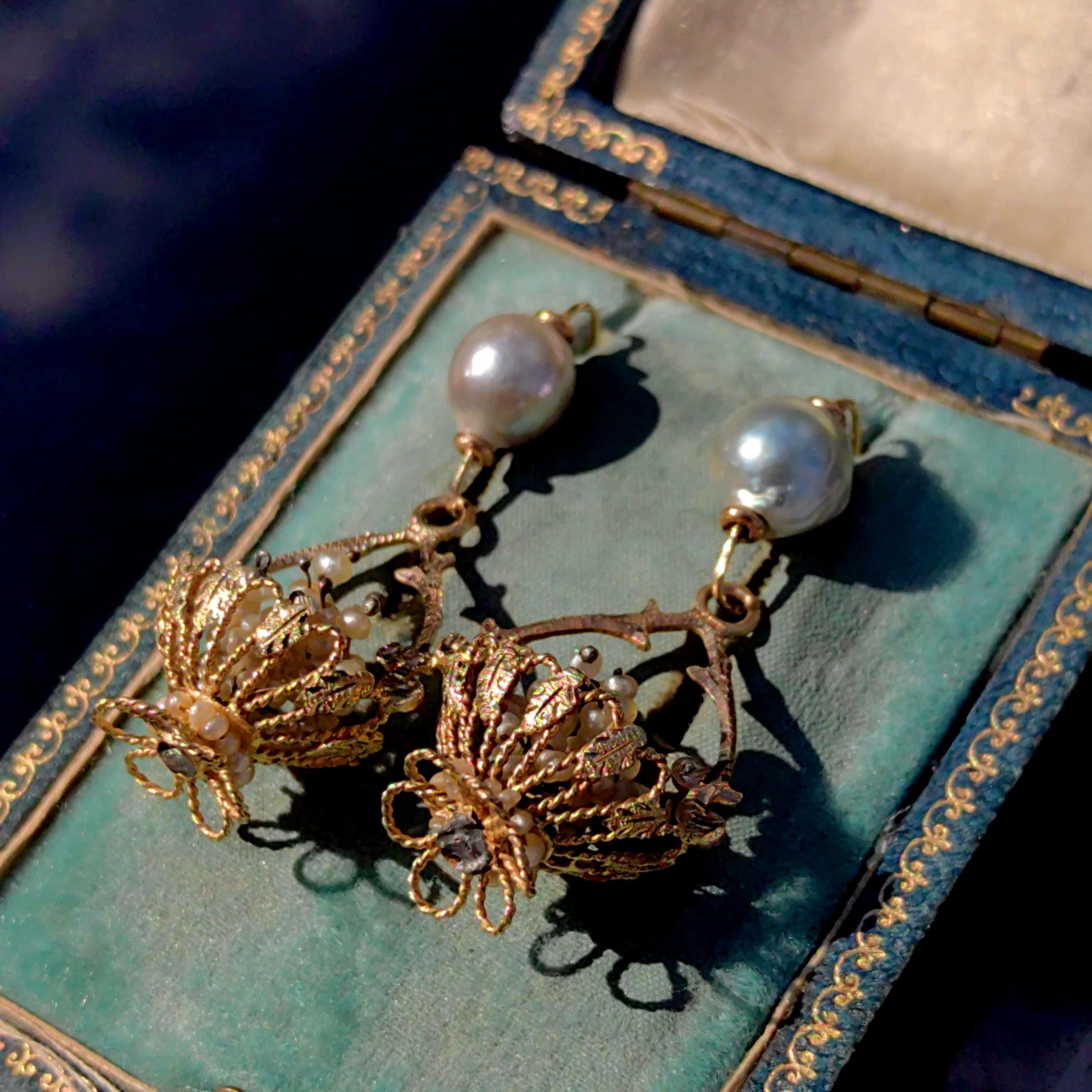 Orecchini Pendenti In Oro 14k Con Zaffiro Pera, Rubini E Perla - Gioiello Naturale Made In USA - Scatola Velluto