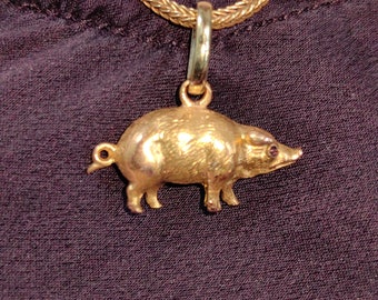 Solid 18K Gold Antique Victorian 1880s Genuine Ruby Pig Pendant Necklace