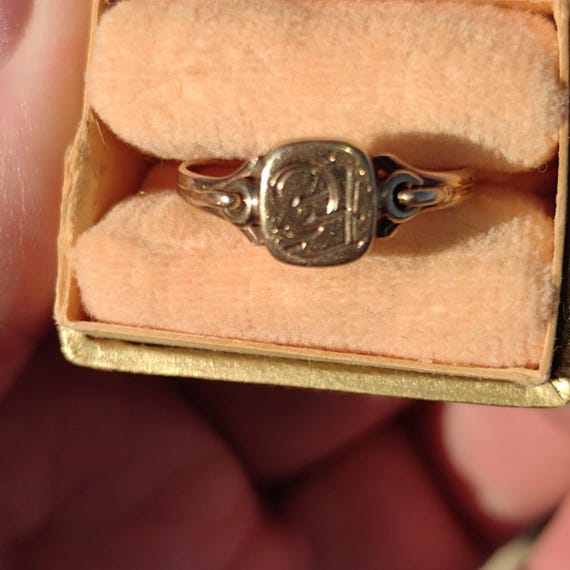 Solid Yellow Gold Antique F E Initials Letter Nam… - image 12