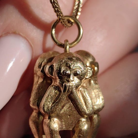 Vintage 18k Gold Three Monkey Pendant: Chrysophrase Stone Charm - Etsy