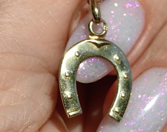 Antique 14k Gold Horseshoe Pendant: Equestrian Luck Charm