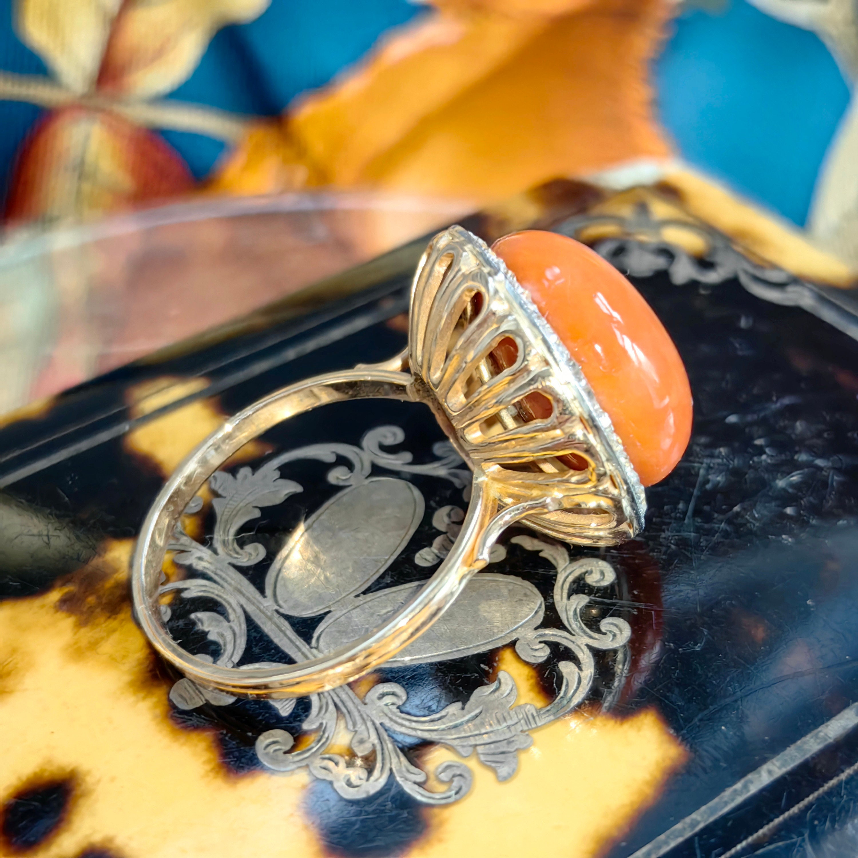 Art Deco 1930s Antique Vintage Round Coral Lens and Diamonds