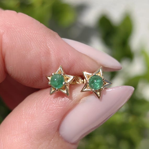 14k Hallmarked  Solid Yellow Gold Green Natural E… - image 1