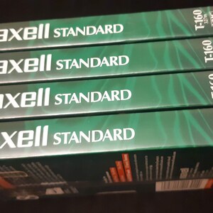 vintage: Coffret vierge scellé de 4 cassettes vidéo VHS