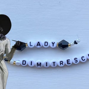 Lady Dimitrescu inspired keychain - Resident Evil Village