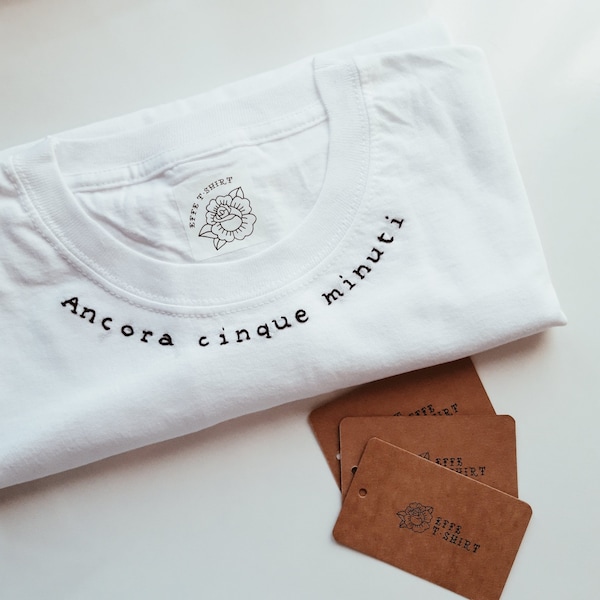 T-shirt "ancora cinque minuti"