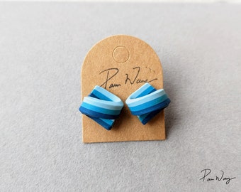 Ombre geometric curve stud earrings