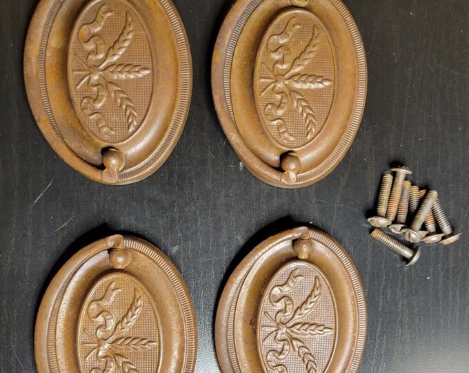 Antique Brass Hepplewhite Drawer Pulls Restoration Hardware Oval Brass Wheat Center Etsy