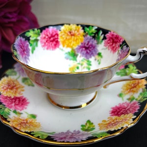 Vintage Double Warrant Paragon Mums Reacup and Saucer, Chrysanthemum flowers, english fine bone china