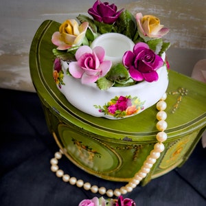 Juego de 2 candelabros de porcelana con forma de flor Royal Albert Old Country Roses, fabricados en Inglaterra. Consulte las opciones de compra en el menú desplegable.