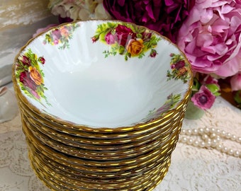 Vintage Royal Albert Old Country Roses 6.25