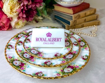 VENDIDO Pago a plazos n.° 1 de 4 para LANA: Cena de celebración vintage Royal Albert de 66 piezas, en perfecto estado, para 8 personas, fabricada en Inglaterra.
