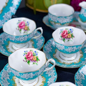 Set of 4 Vintage Royal Albert Enchantment Tea Trios with cream and sugar, 14 pieces including Teacups, Saucers, bread and butter side plates