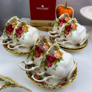 Set of 6 Vintage Royal Albert Old Country Rose Teacups and Saucers with Original 1962 england stamp