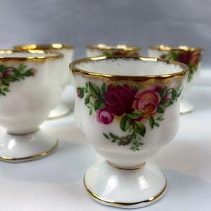Vintage Royal Albert Old Country Roses Montrose Egg cups, Original england Backstamp, sold individually