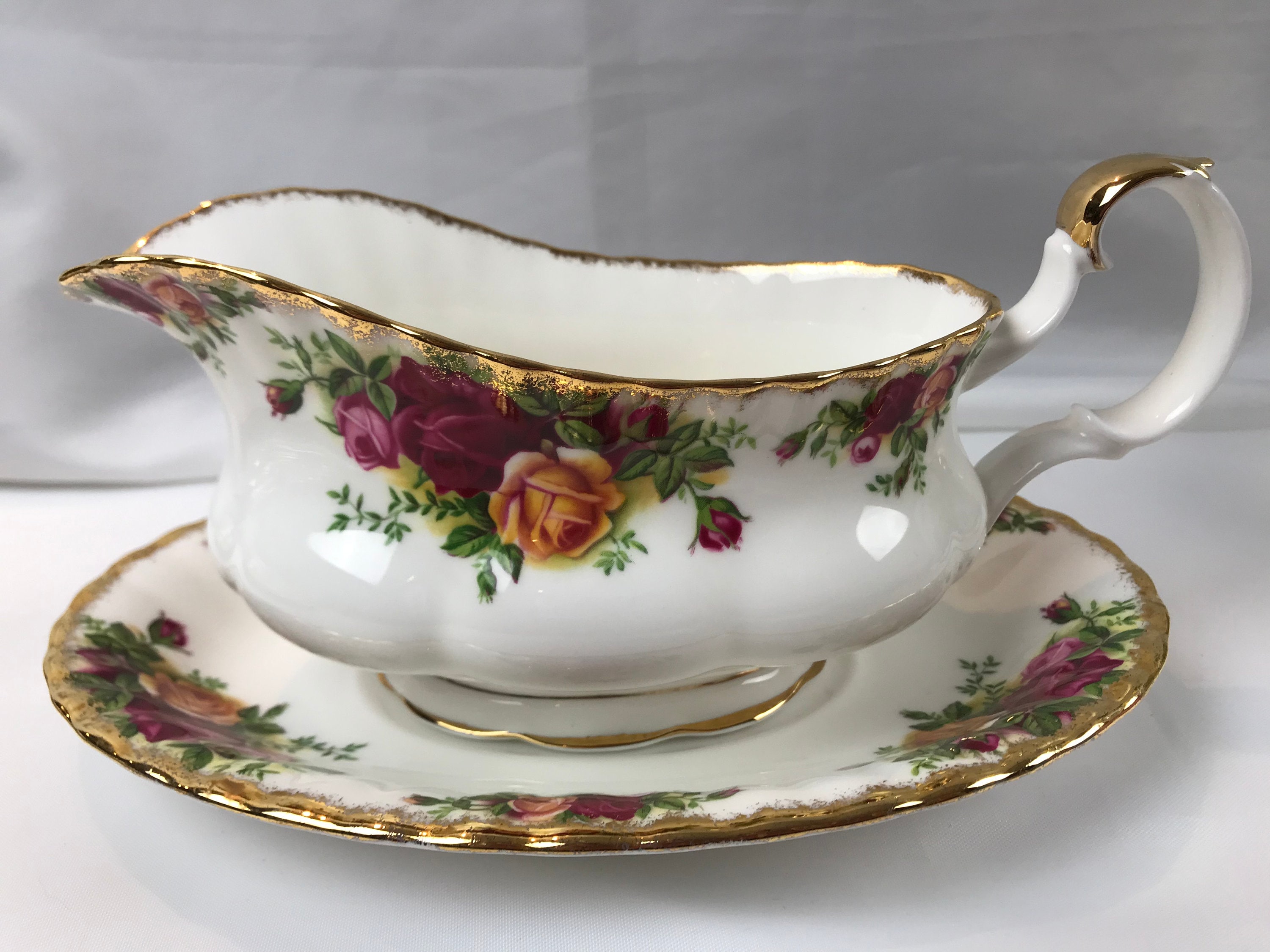 食器   1962 OLD BOUNTRY ROSE Vtg 1962 Royal Albert Old Country Roses Bone China England