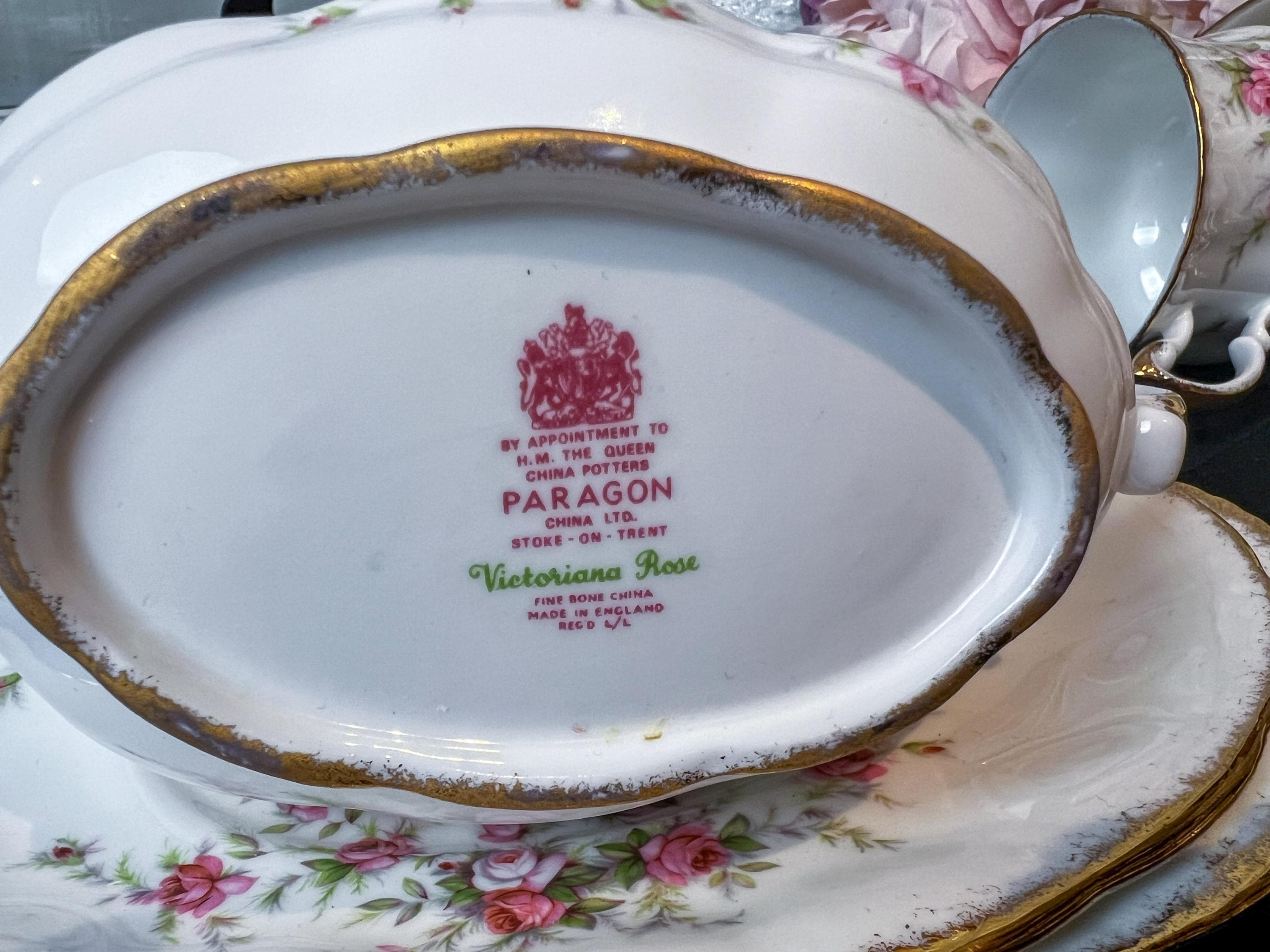 94 Piece Vintage PARAGON Victoriana Rose FULL Dinner Service for