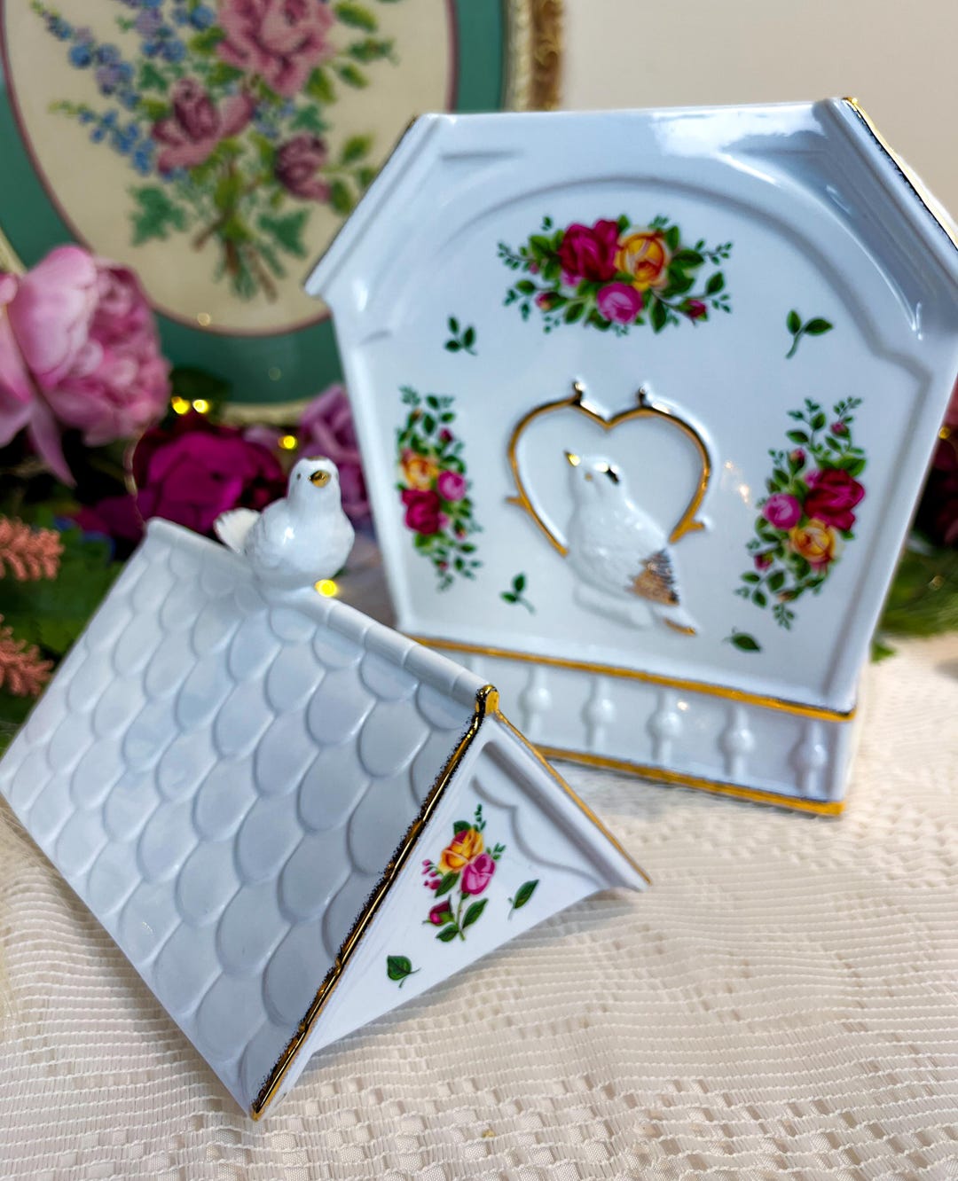 VERY RARE Large Royal Albert Old Country Roses Birdhouse Cookie