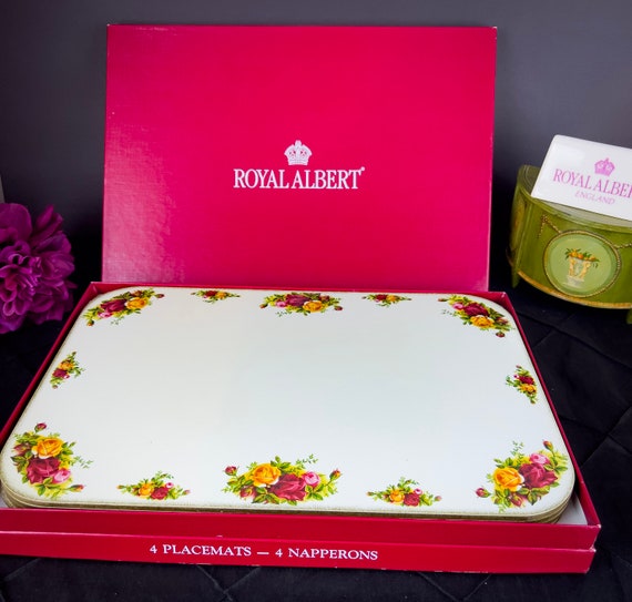 M♦美品　 　 OldCountryRoses 　プレート Set of 4 Vintage Royal Albert Old Country Rose Table Placemats in