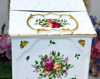 VERY RARE Large Royal Albert Old Country Roses Birdhouse Cookie