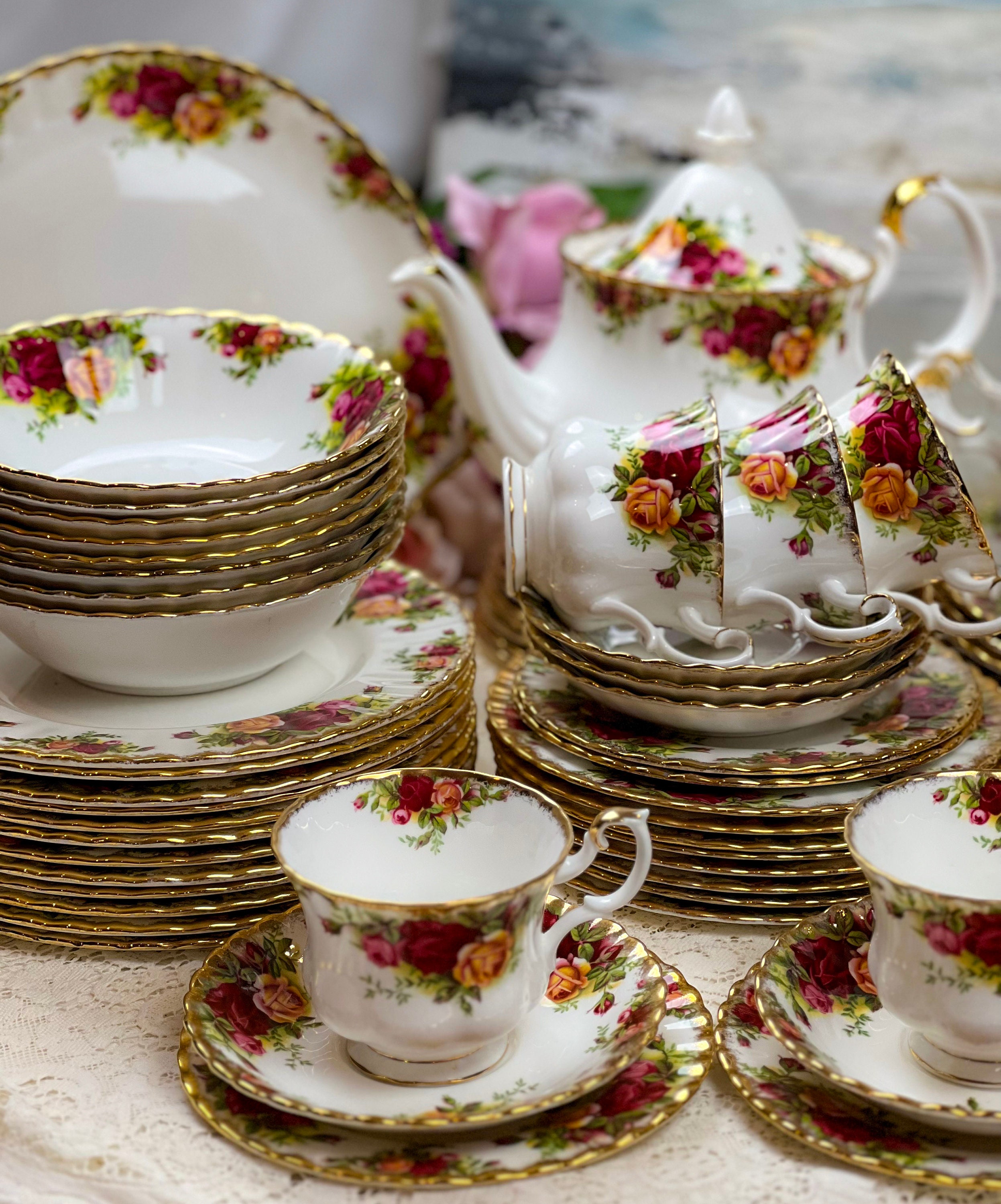 Royal Albert Old Country Roses 4 Piece Set - Boxed Dinnersets, Dinner &  Serve Ware, Dinnerware, On Sale - The Table