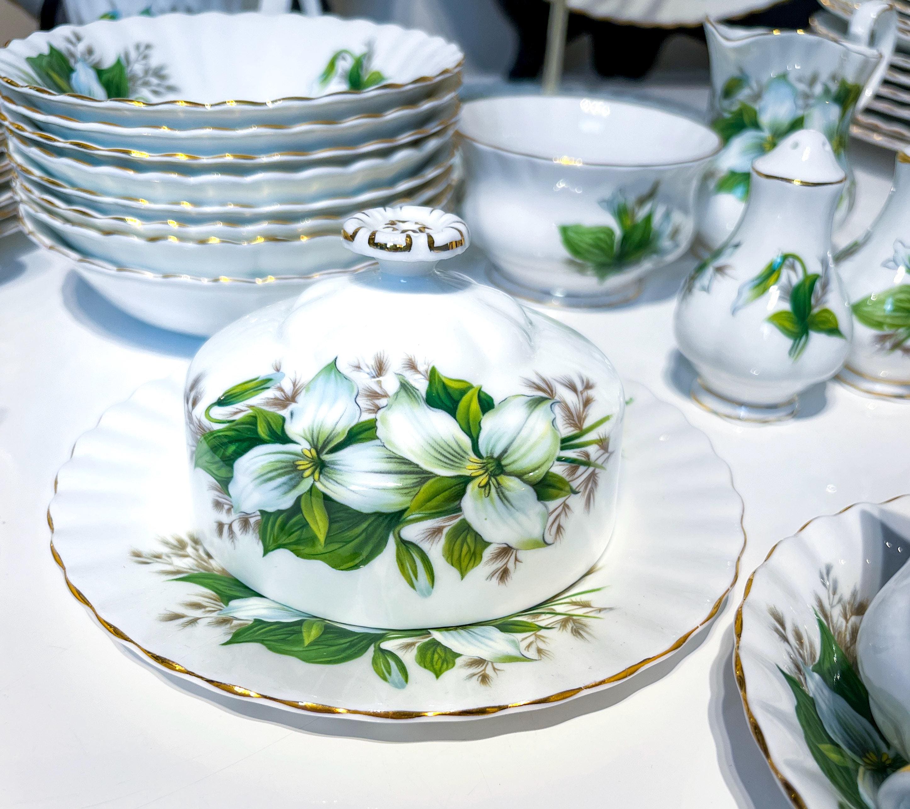 Royal albert trillium - Etsy 日本