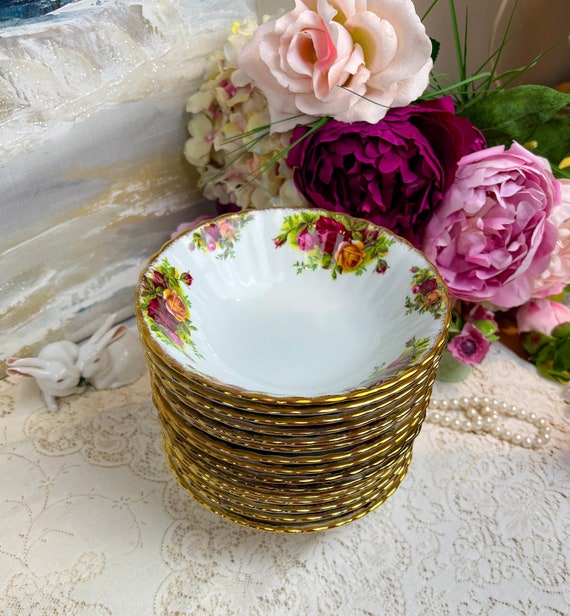 Vintage Royal Albert Old Country Roses 6.25