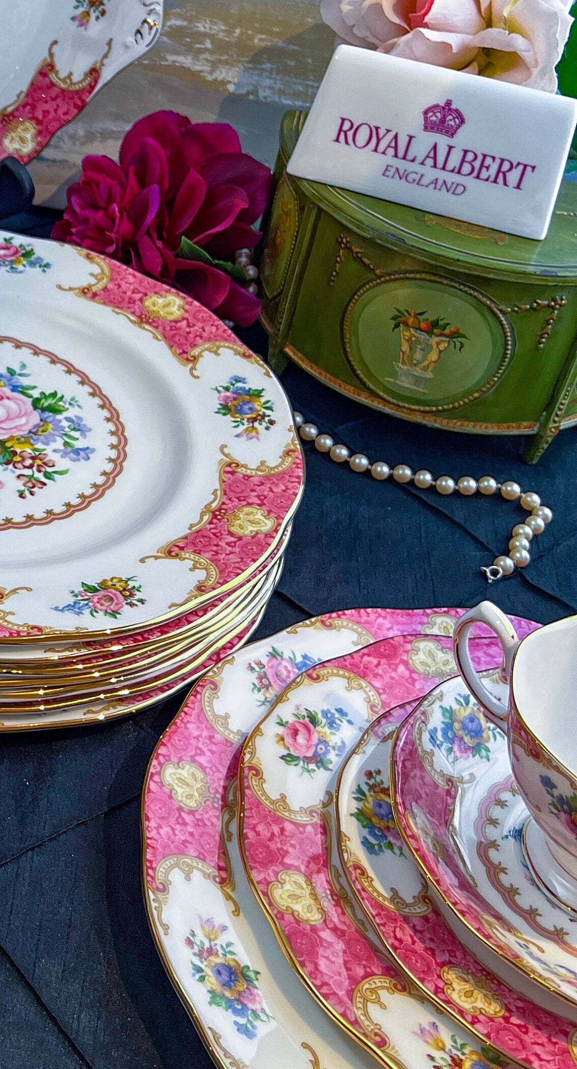 Royal Albert Lady Carlyle England 5 Piece Place Setting in New