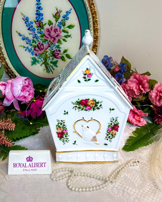 VERY RARE Large Royal Albert Old Country Roses Birdhouse Cookie