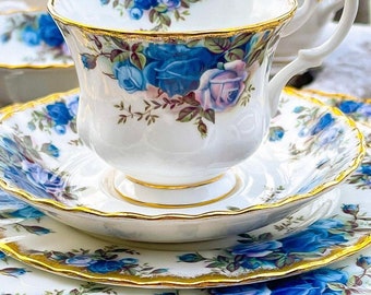 20 Piece Moonlight Rose Dinner for 4 People, Vintage Royal Albert