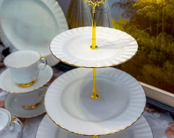 82 Piece Royal Albert Val D'or Bone China Dinnerware Set for 8 +
