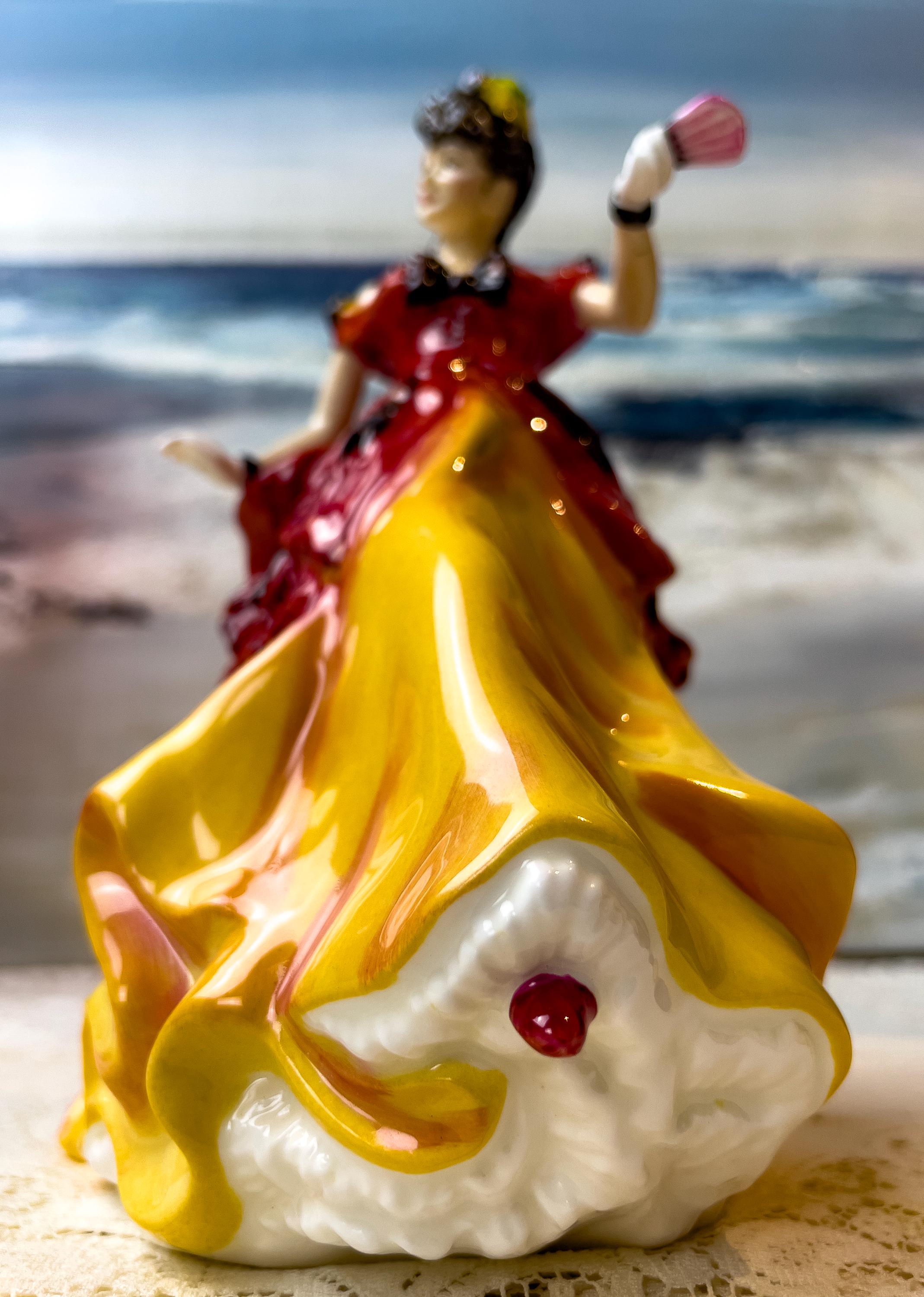 Royal Doulton Belle With Original BOX, HN3703, Figure of the Royal Doulton Belle With Original BOX, HN3703, Figure of the