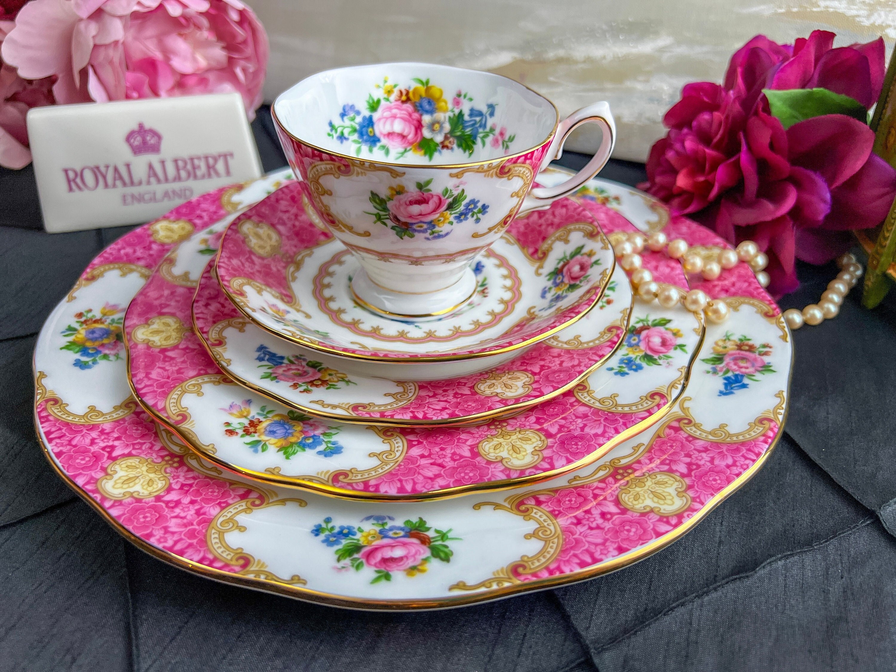 Royal Albert Lady Carlyle England 5 Piece Place Setting in New