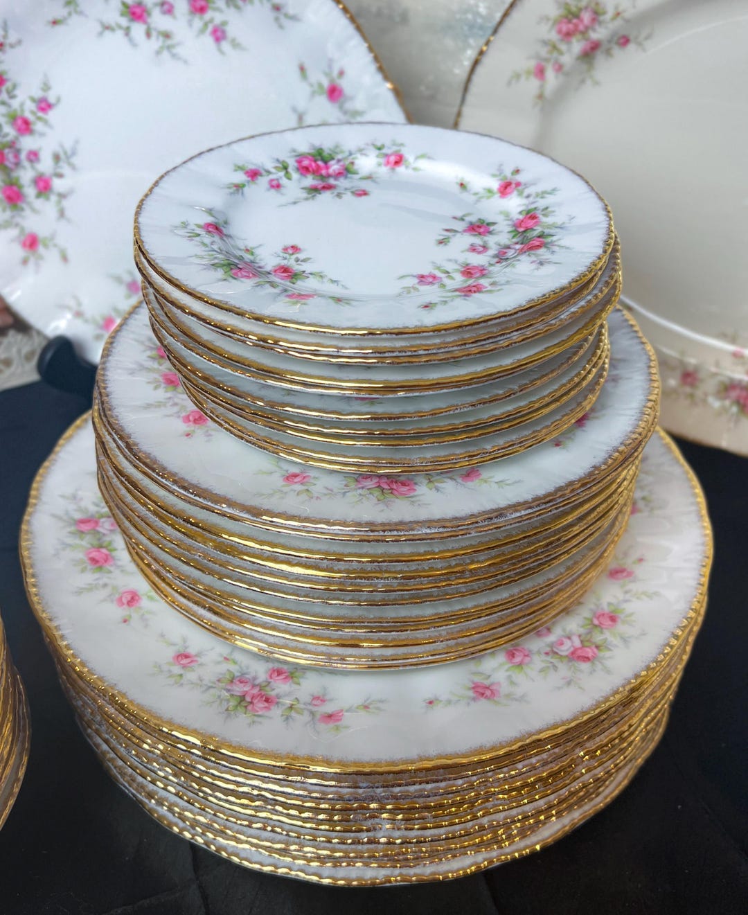 Vintage PARAGON Victoriana Rose 20 Piece Place Setting for 4