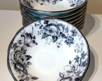 45-piece Dinnerware Set - Presidential Collection - Gary Barr