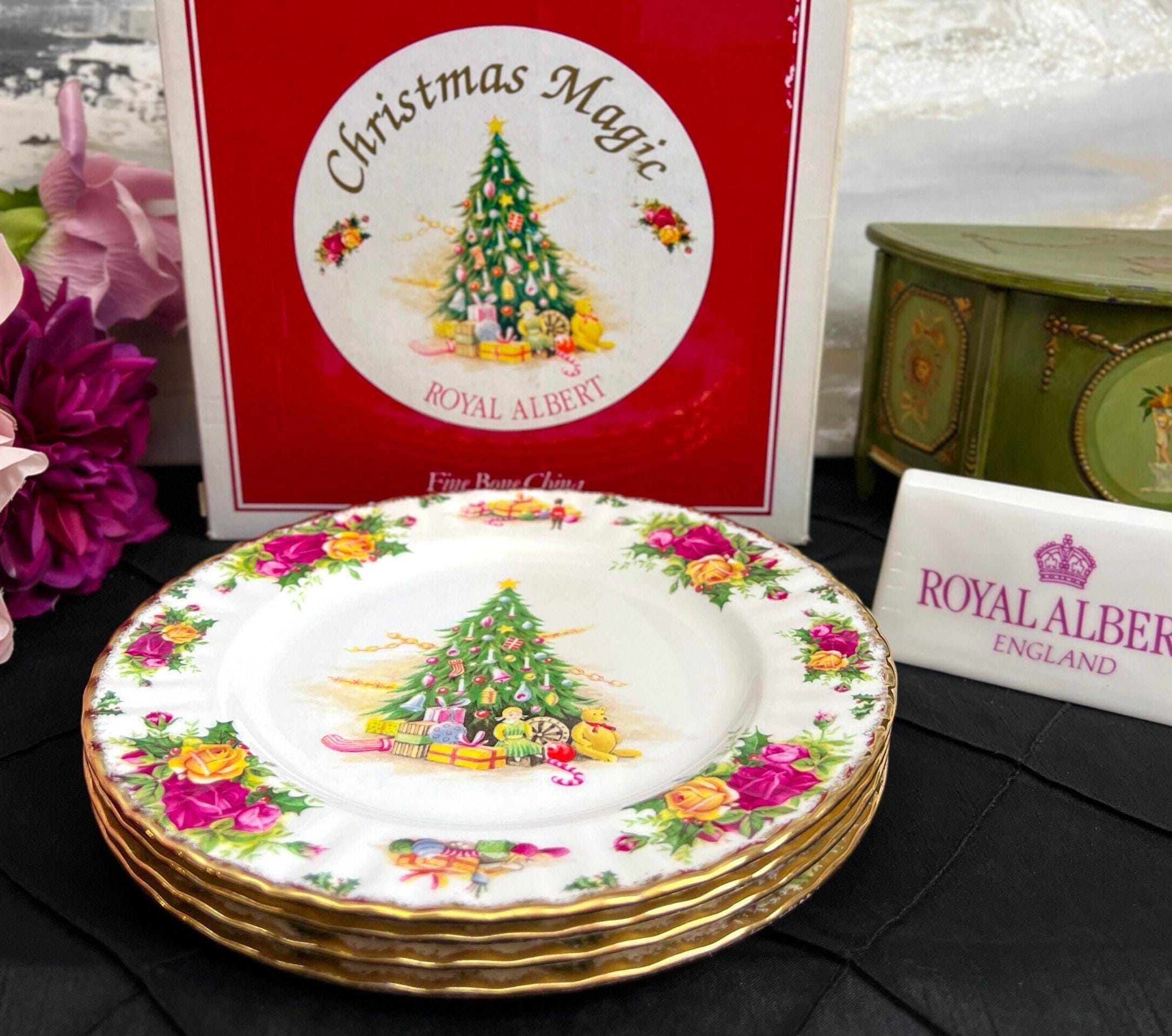 ✩希少品✩ ロイヤルアルバート　クリスマスマジック　トレイ Royal Albert Christmas Magic Salad Plate in Original Box: Vintage