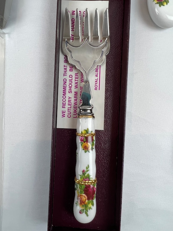 Vintage Royal Albert Old Country Roses Serving Utensil, Cake Knife