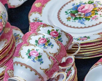 Royal Albert Lady Carlyle England 5 Piece Place Setting in New