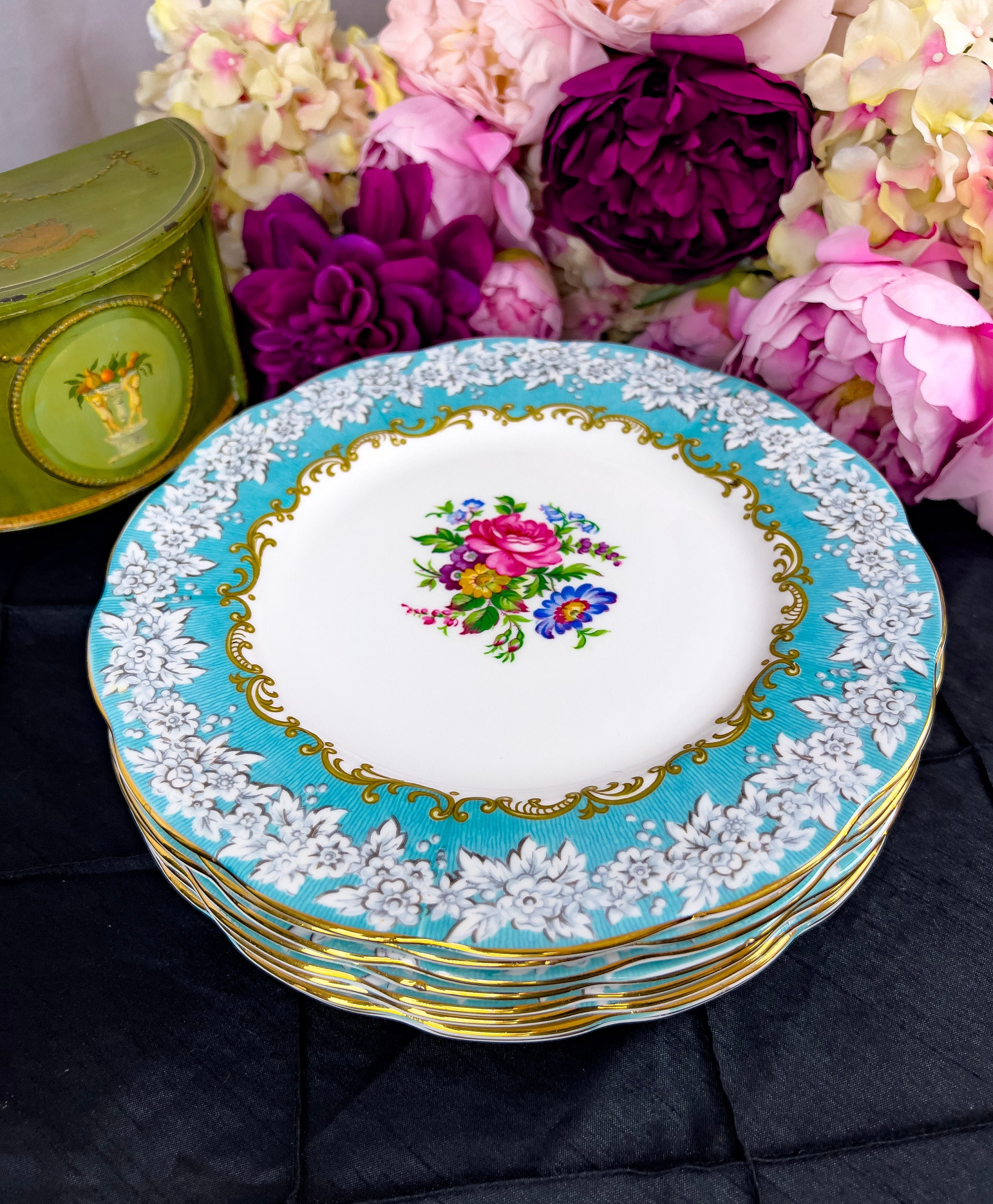 ロイヤルアルバート　皿 Royal Albert ロイヤル・アルバート プチポワン 24cmスクエア