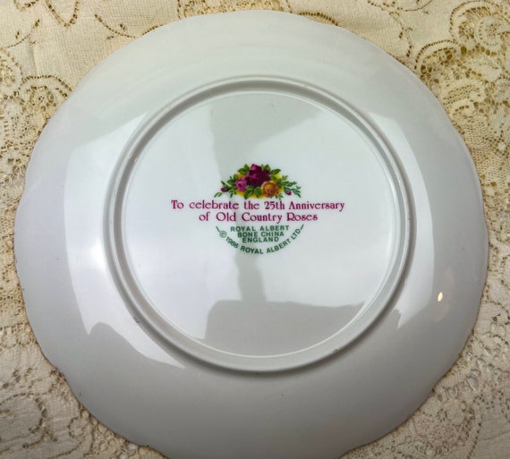Old Country Roses 25th Anniversary Garden Items, Teacup Set
