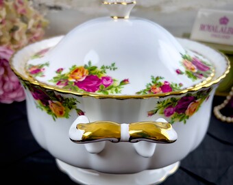 Large Lidded Handled Soup Tureen Royal Albert Old Country Roses