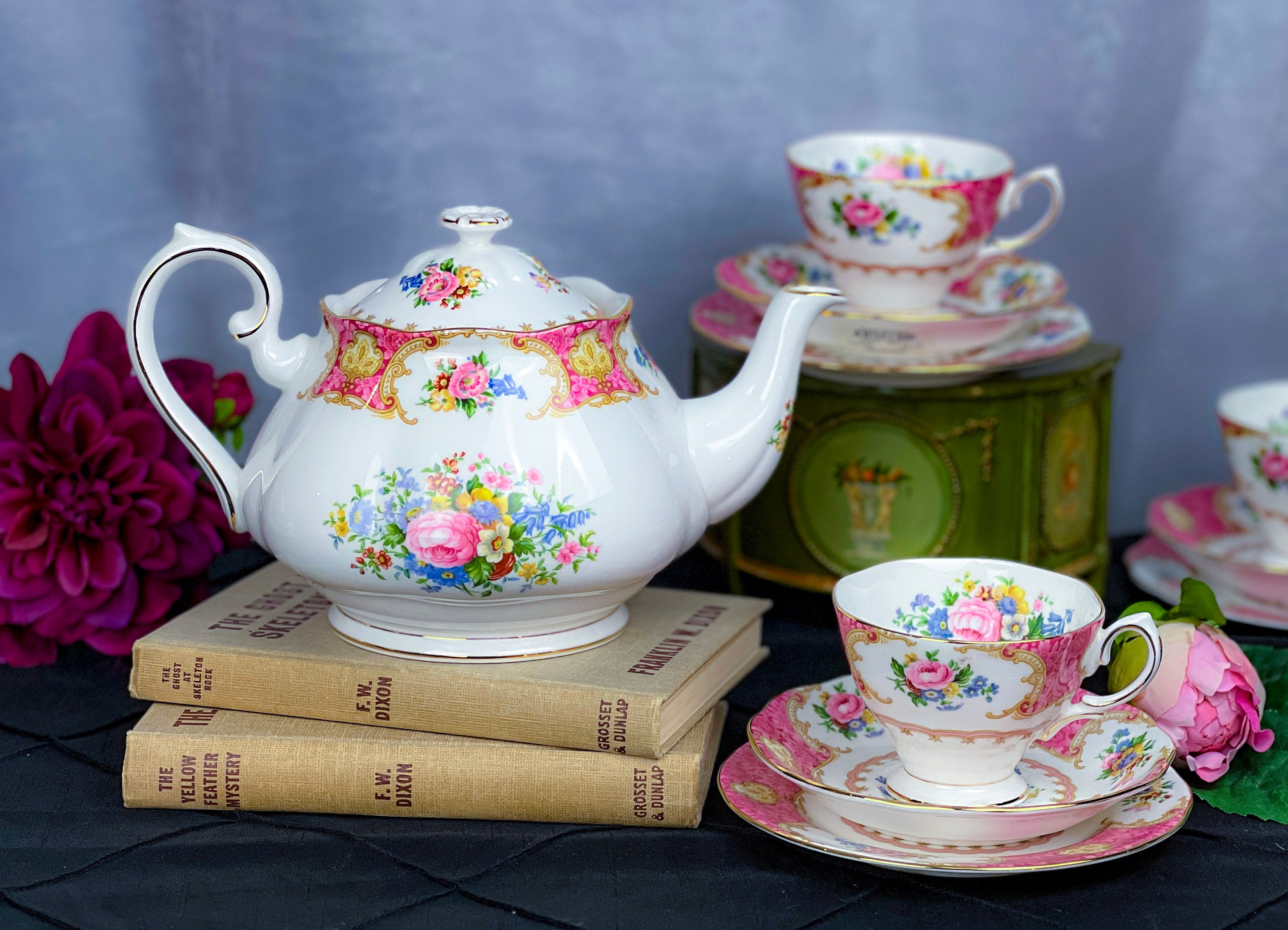 8 piece Lady Carlyle Tea for 2, Vintage Royal Albert Large Teapot, Teacup & saucer trios, MINT Condition england, Christmas, bridgerton gift