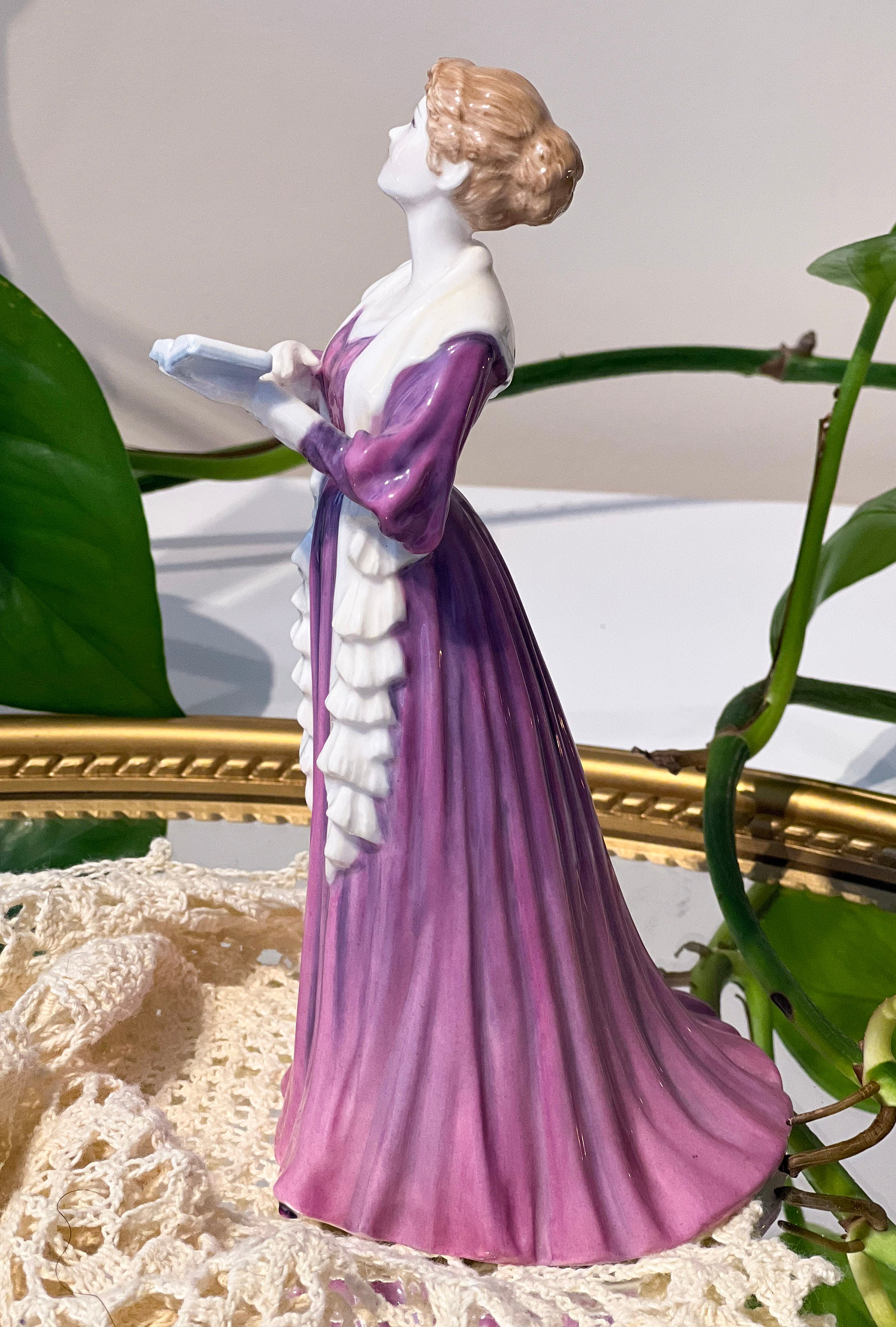 Vintage MINT Condition Royal Doulton 