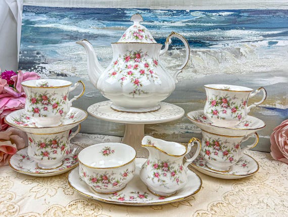 94 Piece Vintage PARAGON Victoriana Rose FULL Dinner Service for
