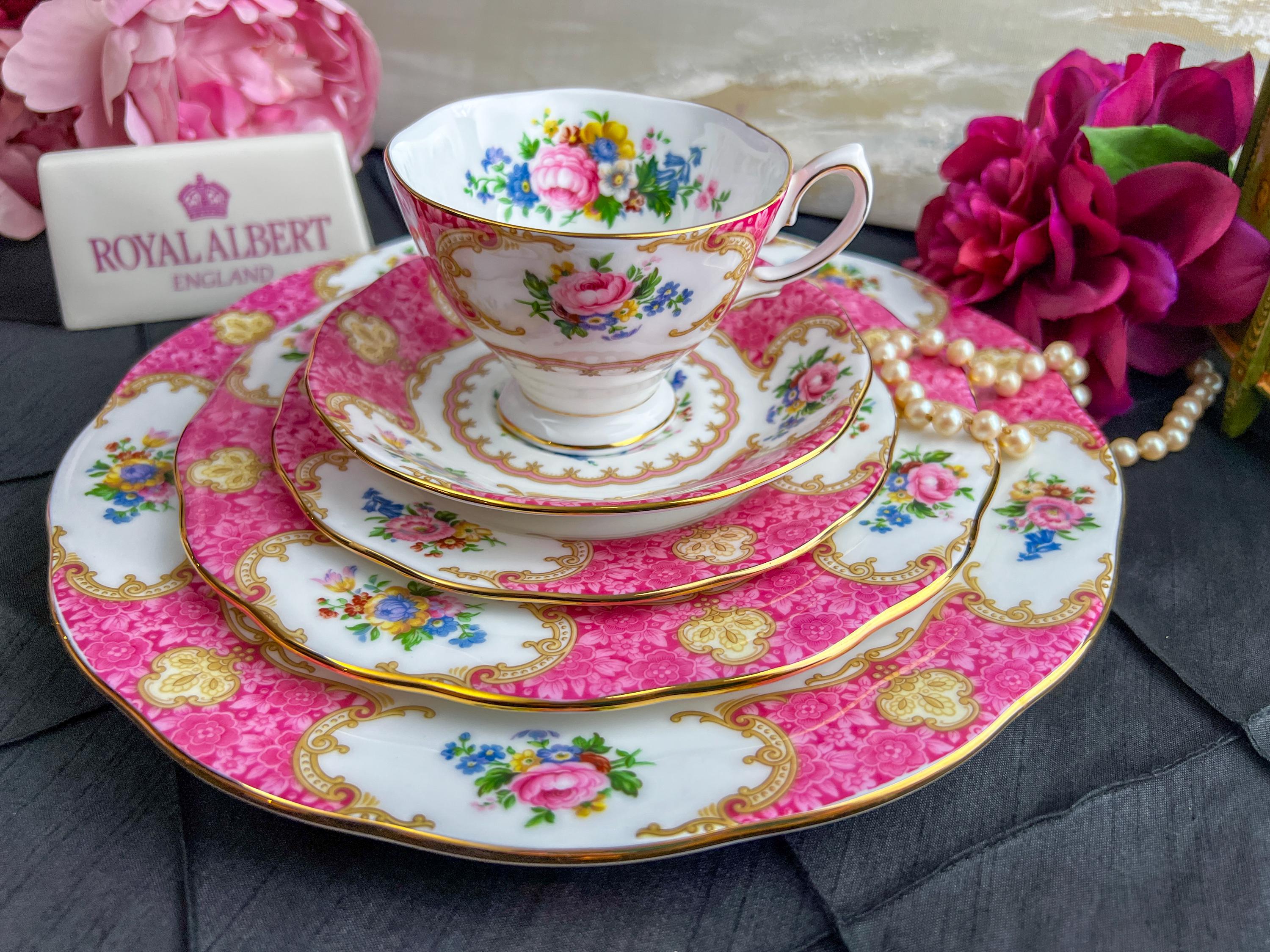 45 Piece Royal Albert Lady Carlyle Dinner for 8 People, English