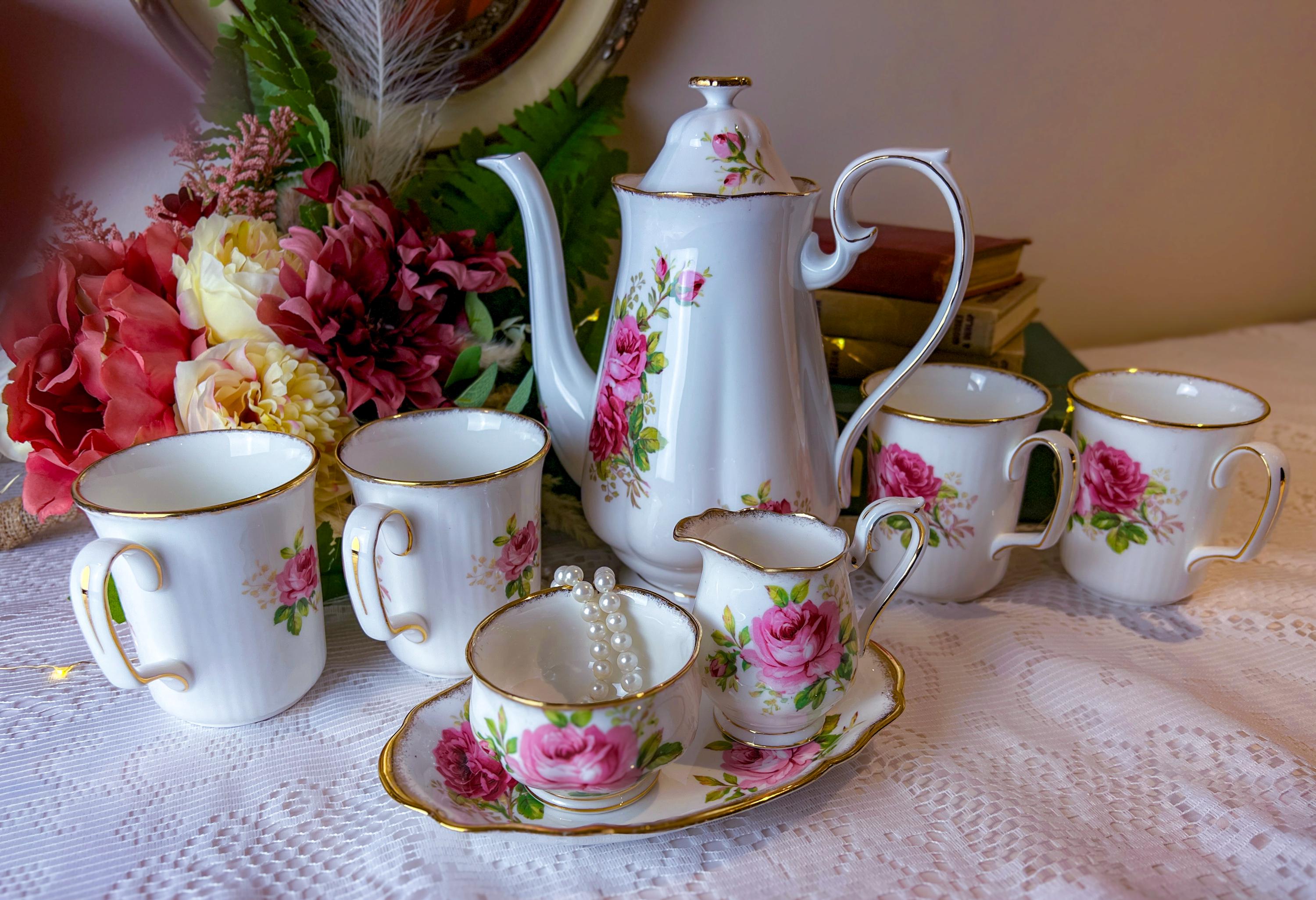 Vintage Royal Albert American Beauty Coffee for 4, 17 Pieces, English ...